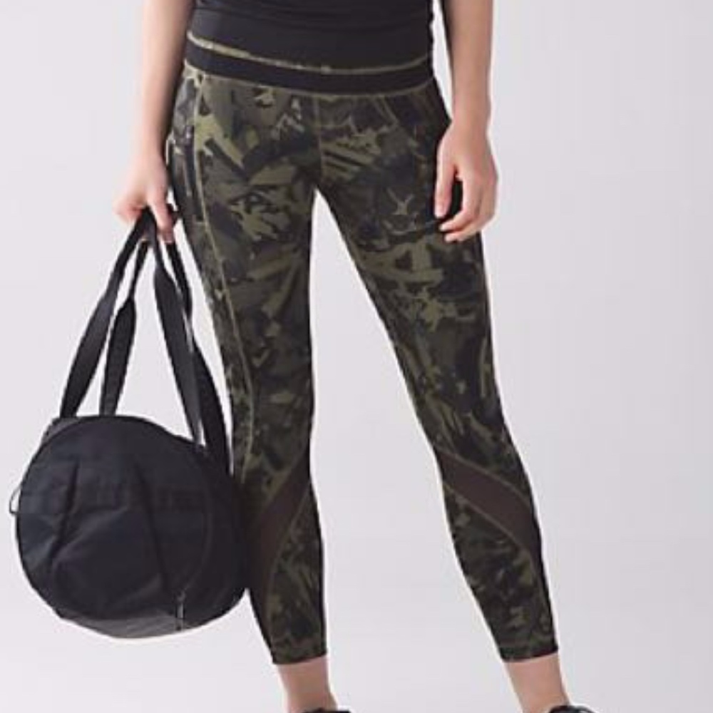 LULULEMON INSPIRE TIGHT II - SZ 6